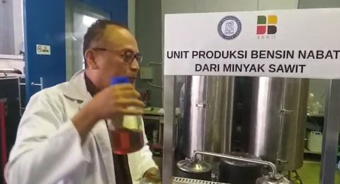 Bahan Bakar Kualitas Tinggi Berbahan Minyak Sawit Berhasil Diuji Coba