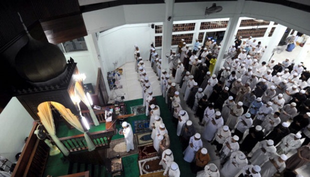 Di Kota Ini Tarawih Bisa Sampai 100 Rakaat, Kok Bisa ?