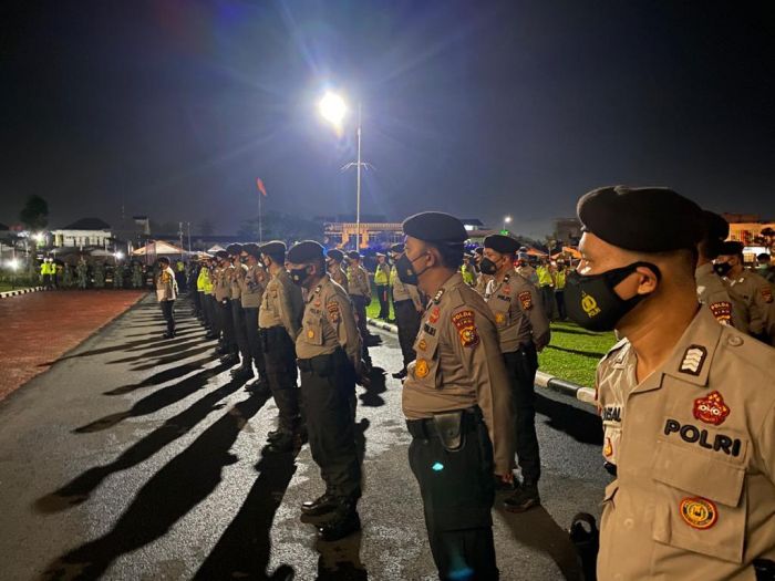 Polda Riau Patroli di Pekanbaru, Himbau Warga Agar Patuh Prokes