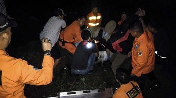 3 Warga Gagal Mudik Terseret Arus Sungai di Perbatasan Riau-Sumbar