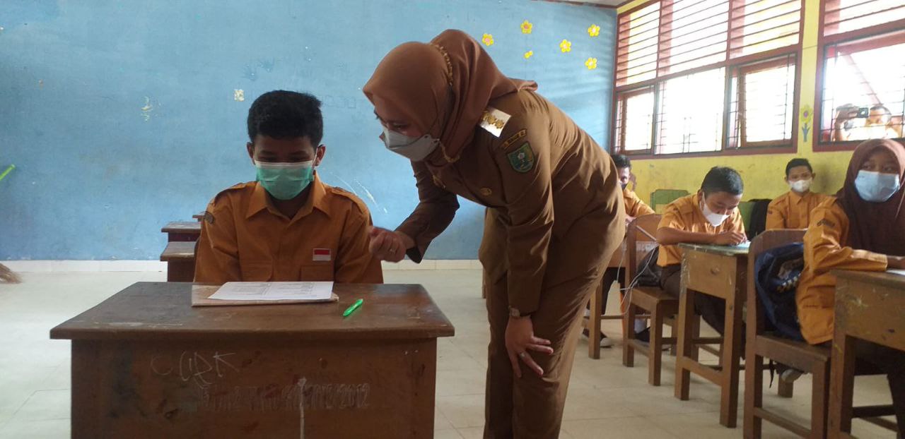 Bupati-Wabup Inhu Kompak Tinjau Belajar Tatap Muka