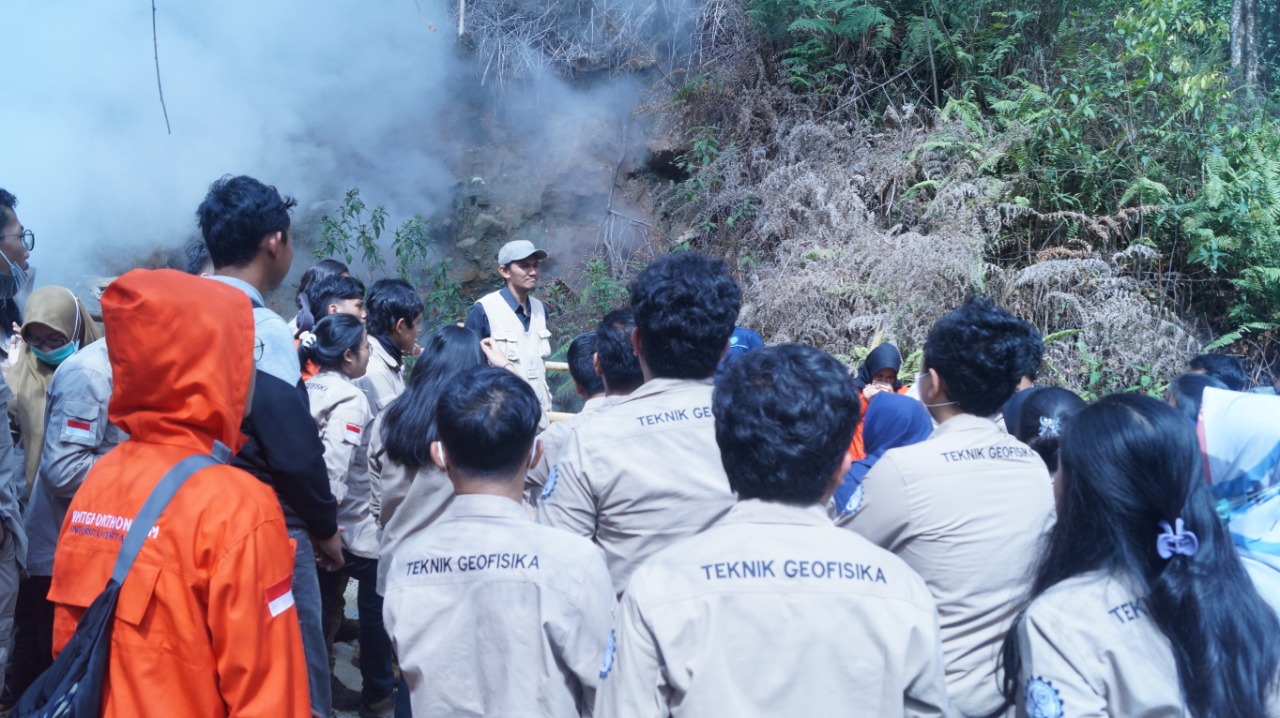 Panas Bumi Ditawarkan Jadi Pengganti Batu Bara