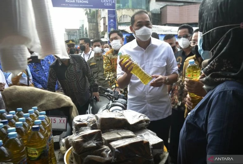 Menteri Lutfi Ancam Distributor Minyak Goreng: Segera Pasok ke Pasar