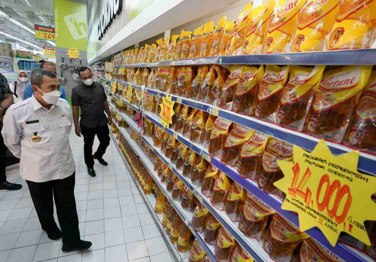 Distributor Minyak Goreng Diminta Tarik Stok Lama, Ganti yang Baru