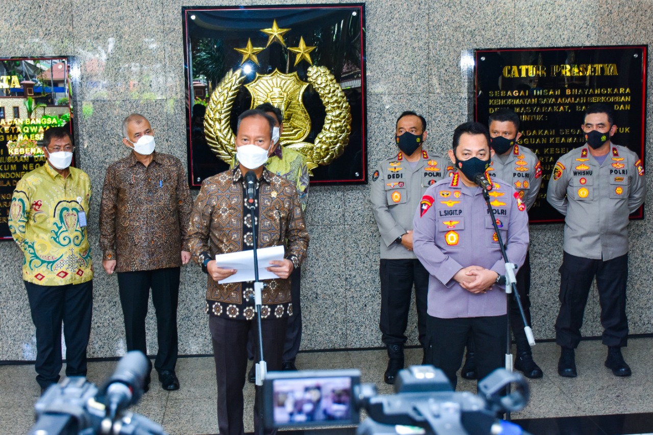 Antara Minyak Goreng Curah, Kemeperin dan 72 Perusahaan