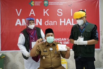 Akhirnya Bupati Siak Disuntik Vaksin Covid-19