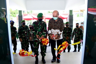 Brigjen Syech Ismed Resmikan Pembangunan Wisma Korem 031/WB