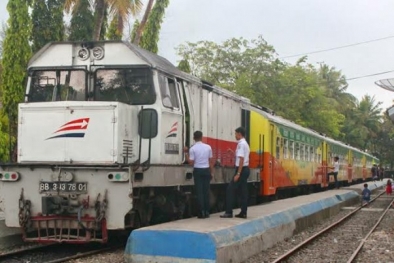 KA Sibinuang Tabrakan di Padang, Jadwal Keberangkatan Tertunda