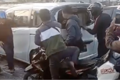 Abege Tabrak 8 Orang, Mobilnya Hasil Curian