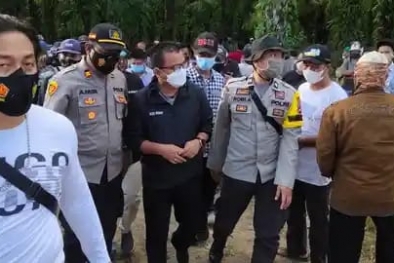 Bantu Petani Sawit, Mantan Wakil Menteri Dihadang Massa