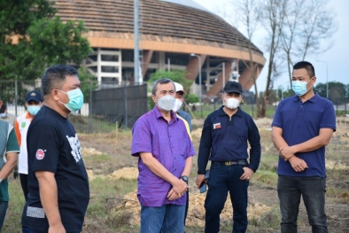 Ditanami Pohon, Stadion Utama Riau Diharap Jadi Taman Agro Wisata