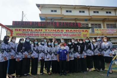 Idola Pelajar, Sekolah Tunas Bangsa Pekanbaru Memiliki Guru Profesional