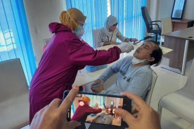 Ikuti Perintah Jokowi, Pemprov Riau Turunkan Harga Swab PCR