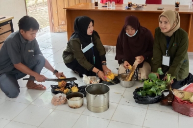 Mahasiswa Bengkalis Bikin Pupuk Organik Berbahan...