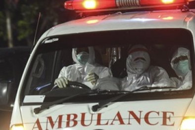 Viral Mahasiswa Joget di Atas Ambulans, Polisi Turun Tangan