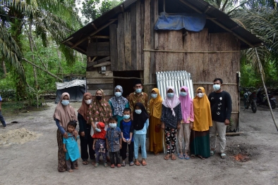 Rumah Berdinding Kulit Kayu Itu Disulap Polisi