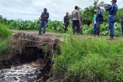 Limbah Sawit Bocor ke Sungai, Warga Mengeluh