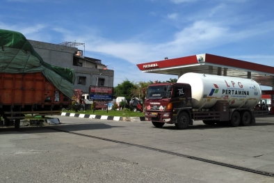 Lapor Pak Jokowi! BBM Langka di Riau, Pertamina Sebut Peningkatan Konsumsi