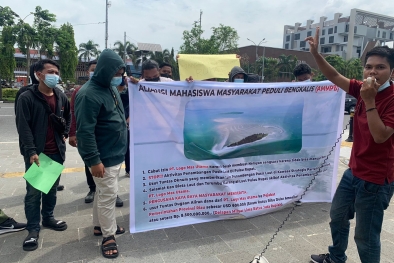 Pendemo: Penambangan Pasir di Laut Rupat Harus Dihentikan