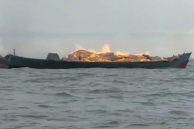 Mau ke Malaysia, Kapal Pengangkut Sagu Terbakar di Meranti