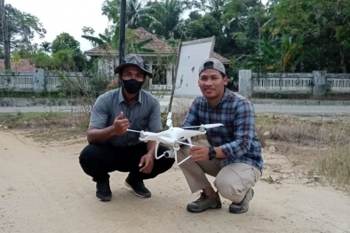 Petani Sawit Dilatih Jadi Pilot Drone