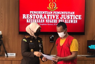 Pencuri Sawit di Riau Dibebaskan dari Tuntutan, Alasannya Bikin Haru