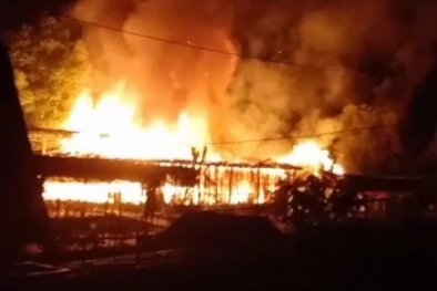 Taman Wisata Asia Farm Terbakar