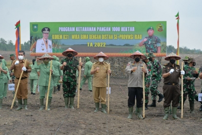 Brigjen P Hutagung dan Syamsuar Jaga Ketahanan Pangan Riau