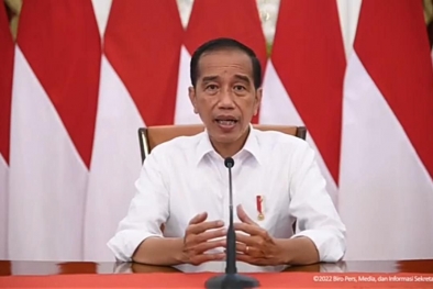 Jokowi Resmi Larang Ekspor Bahan Baku Minyak Goreng