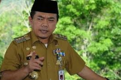 Gubernur Ini Beri Surat Peringatan ke Pabrik Sawit