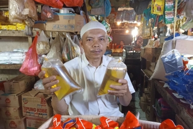 Subsidi Migor Curah Dicabut, Pedagang Pasar Panorama Mulai Cemas