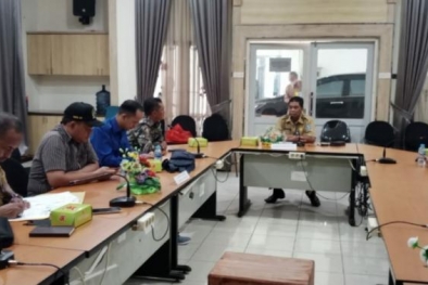 Penyebab Turunnya Harga TBS Dijelaskan ke Anggota Dewan