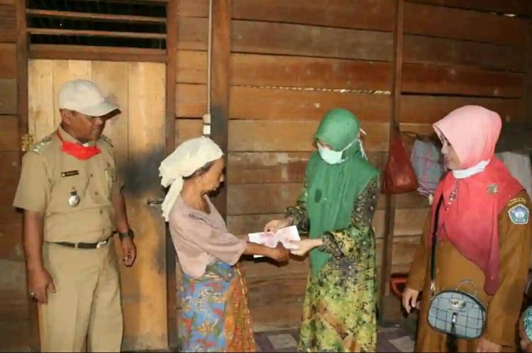 Sawit Bantu Kurangi Kemiskinan Ekstrem di Daerah ini