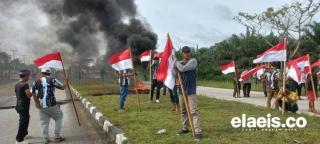 Ratusan Petani Tolak Eksekusi Lahan di Dayun 