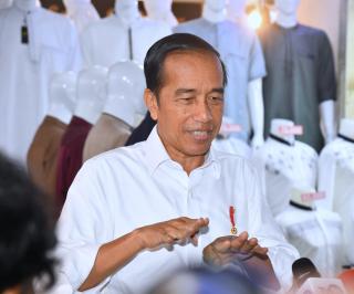 Menunggu Jokowi di Bungaraya