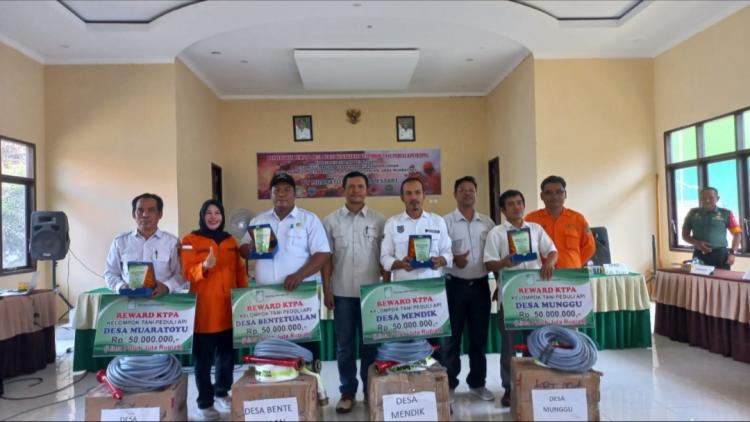 Bebas Api, Petani 9 Desa di Kaltim Terima Reward Ratusan Juta dari PBS Sawit