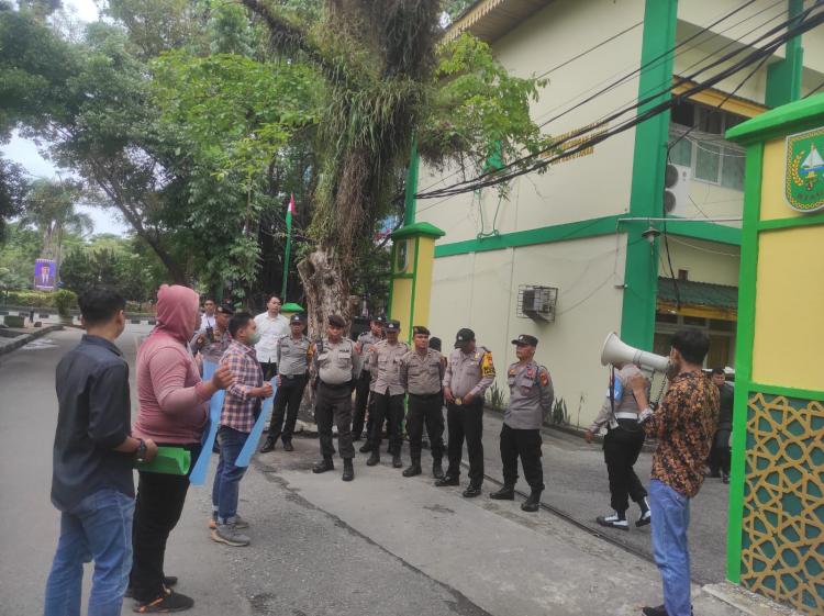 Komapalhi Demo di DLHK Riau, Ini Tuntutannya terhadap PT GSM