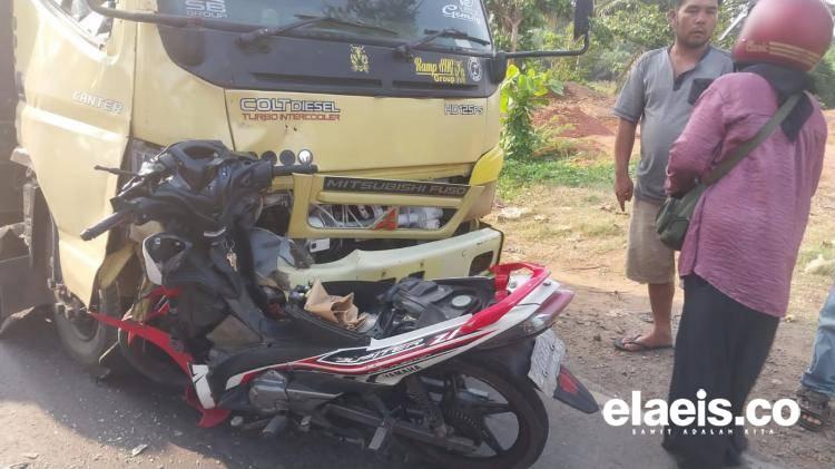 IRT Tewas Tabrakan dengan Truk Sawit