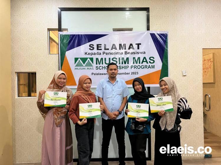 PT Musim Mas Gelontorkan Beasiswa kepada Sejumlah Mahasiswa di Riau 