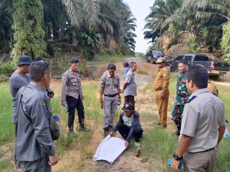 Cegah Konflik, Batas Perusahaan Sawit dan Eks Kampung Transmigrasi Diukur Ulang