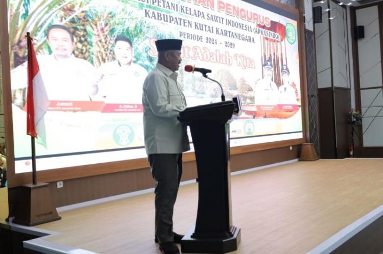 Ini Harapan Bupati pada Pengurus Baru DPD Apkasindo Kukar