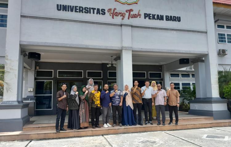 Kunjungan Awak EMG ke Universitas Hang Tuah: Sinergi Media, Sawit dan Pendidikan