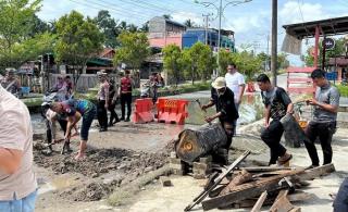 Sering Makan Korban, Polisi Gandeng Perusahaan Sawit Tambal Jalan Rusak