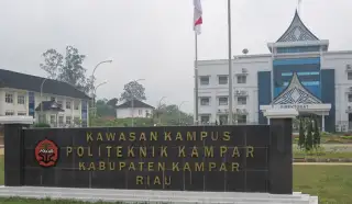 Alumni Berharap Politeknik Kampar Transparan soal Dana Beasiswa dari BPDPKS