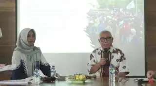 Buku Karya Tiga Peneliti ini Gambarkan Bagaimana Ujung dari Konflik Lahan Sawit