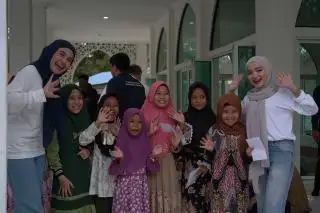 Tebarkan Kebaikan, Generasi Muda PTPN IV PalmCo Gelar Program Sobat Aksi Ramadhan di Ponpes Sumut dan Riau