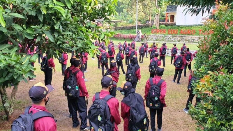 Tentang Amin Nugroho dan Beasiswa Sawit Itu