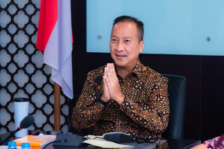 Industri Nasional Hadapi Tantangan Global dan Domestik Sekaligus