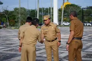 Wabup Siak Sebut Rokok Kretek Salah Satu Barang Pokok yang Alami Kenaikan Harga