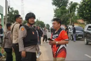 Bawa Sajam dan Lempari Patroli Gabungan TNI-Polri, 8 Warga Diamankan
